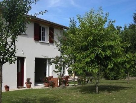 Bed and Breakfast Au Saint-Amand Poissons Exterior foto