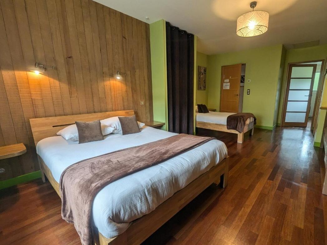 Bed and Breakfast Au Saint-Amand Poissons Exterior foto